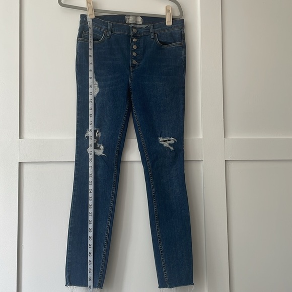 Free People Women’s Ripped Skinny Jeans - Picture 6 of 7